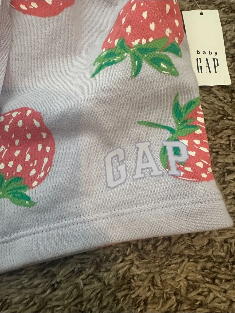 Gap Girls' Light Purple Strawberry Print Shorts NWT 5